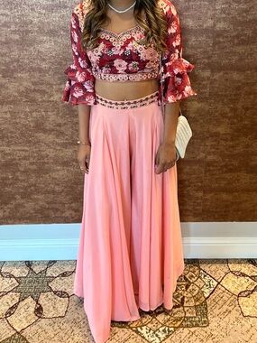 Floral Crop Top & Pink Flowing Skirt Set lengha